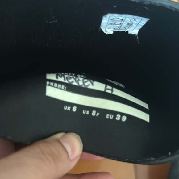 Hunter black tall boots size 8 - Picture 3 of 5